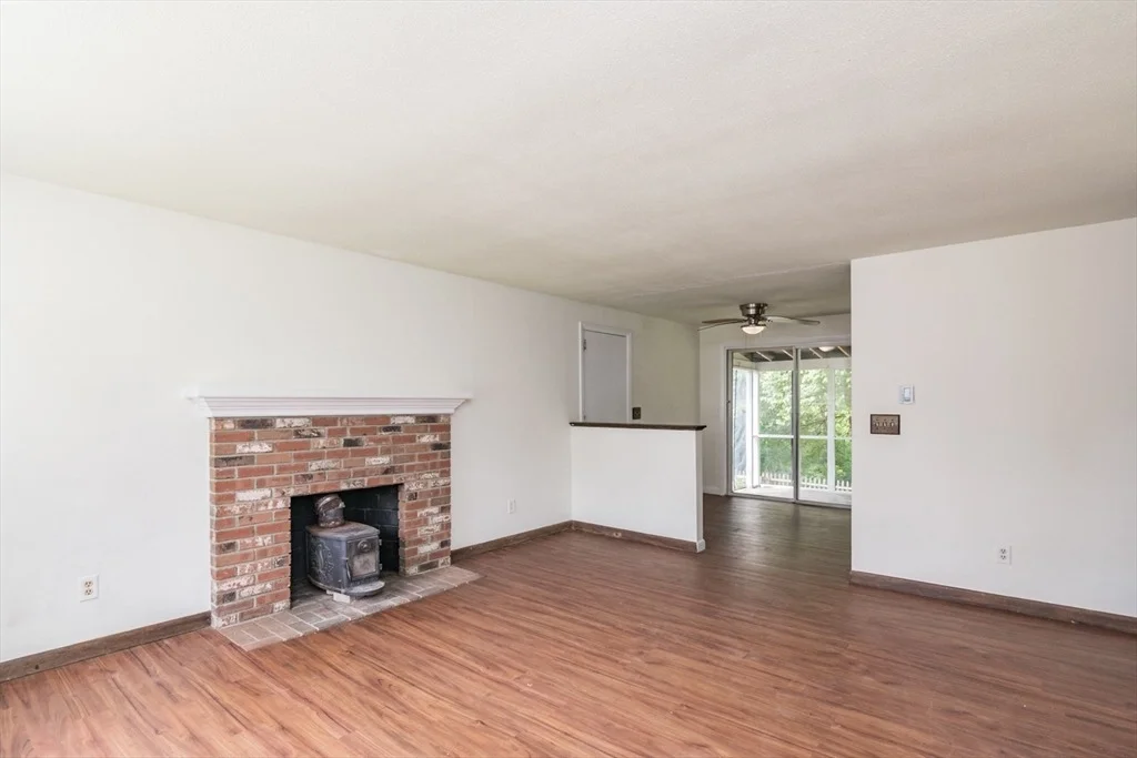 Photo of 88 Autumn Dr