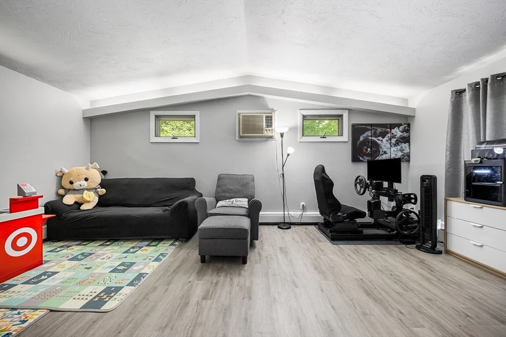 Photo of 59 Eaton Rd