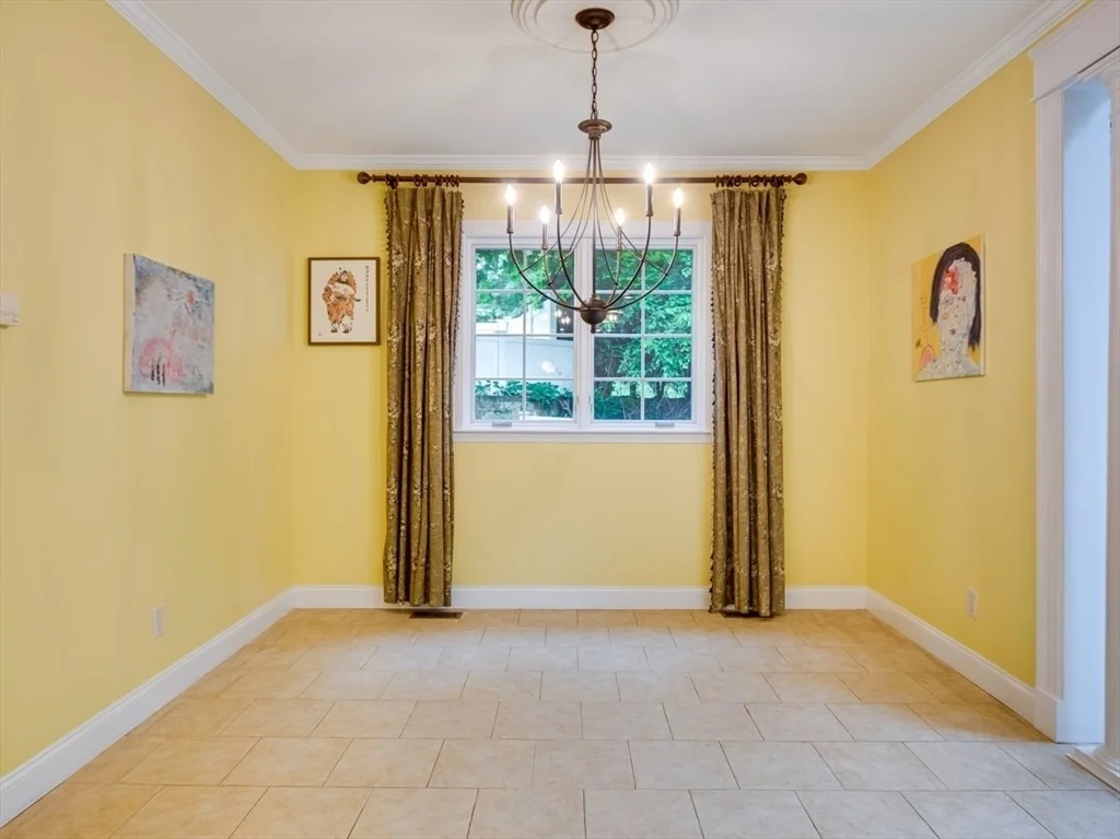 Photo of 14 Nassau Drive