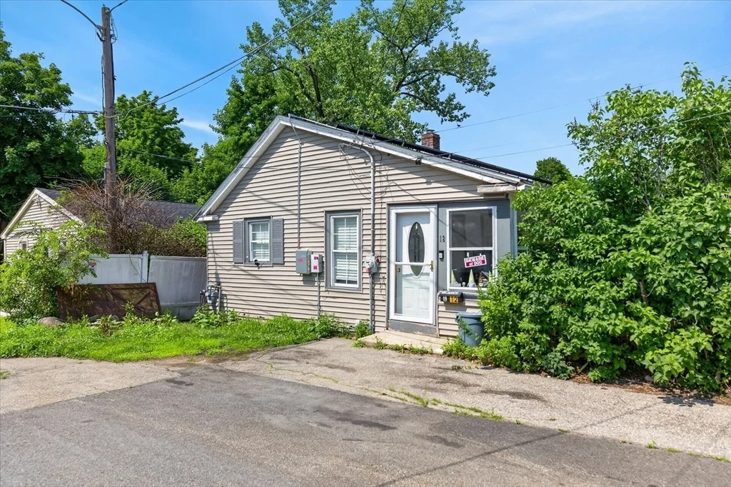 Photo of 12 River Ct