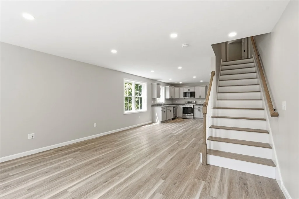 Photo of Unit A at 71 Pine St