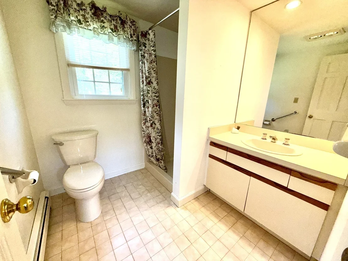 Photo of 87 Hinckley Circle