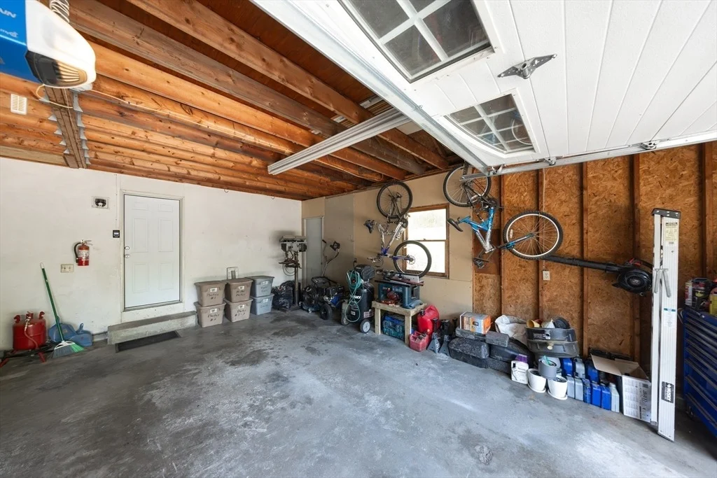 Photo of 45 River Rd