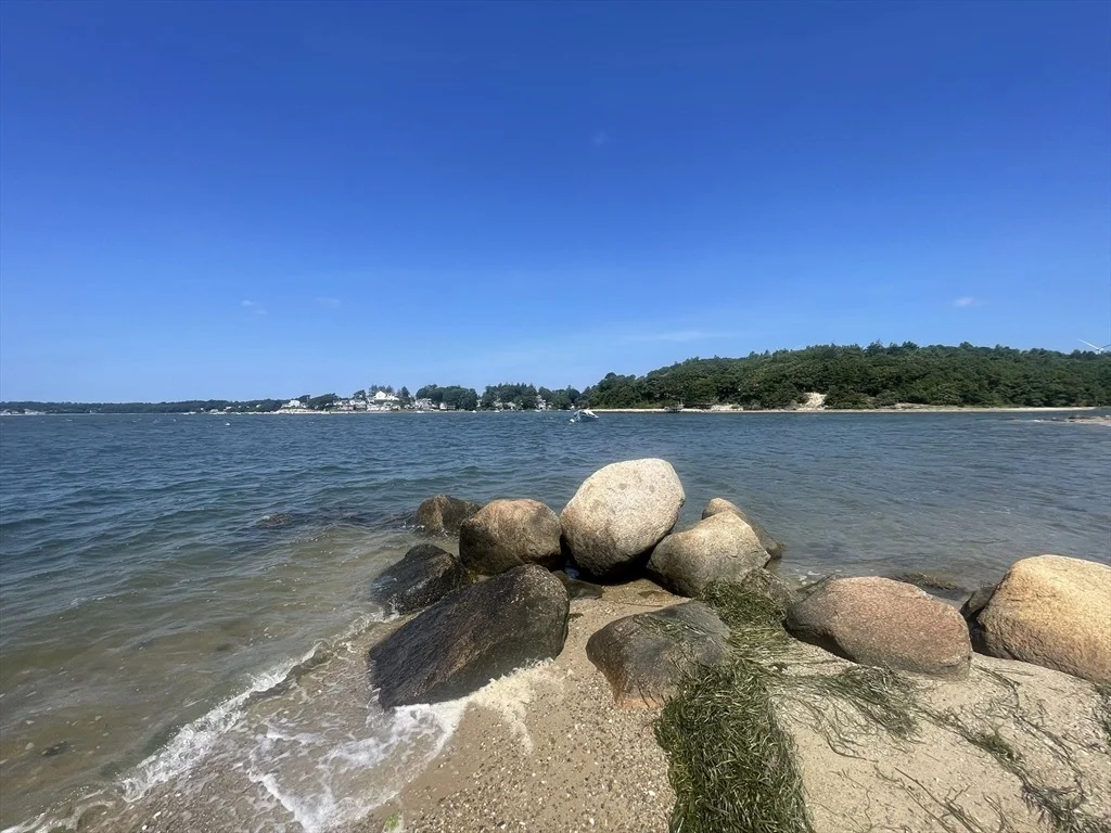 Photo of 73 Lewis Point Road