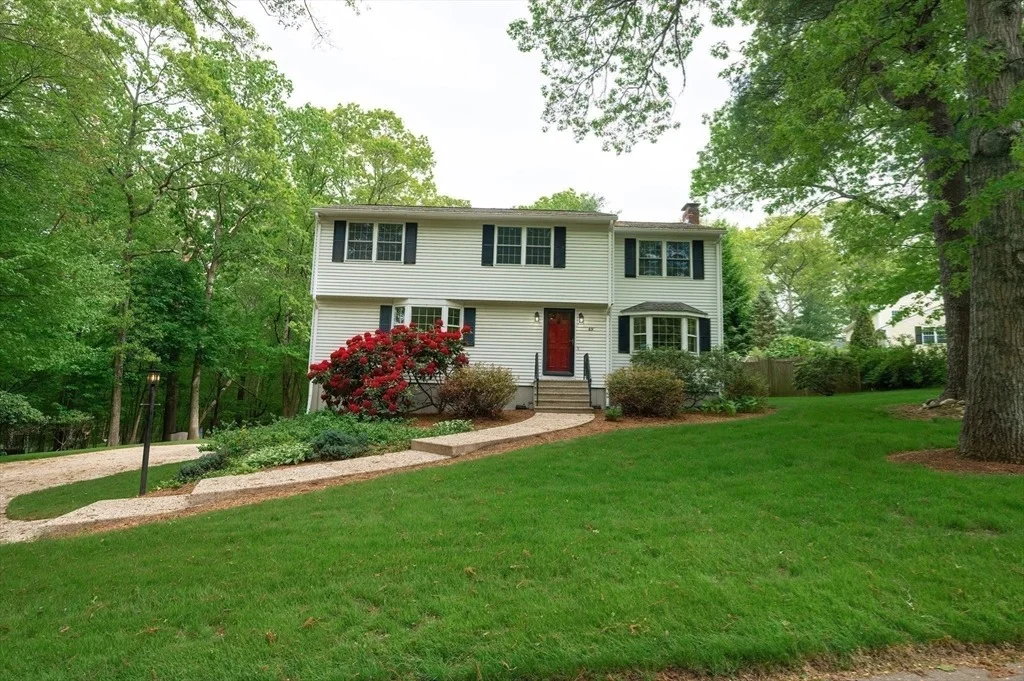 Photo of 69 Stonybrook Dr