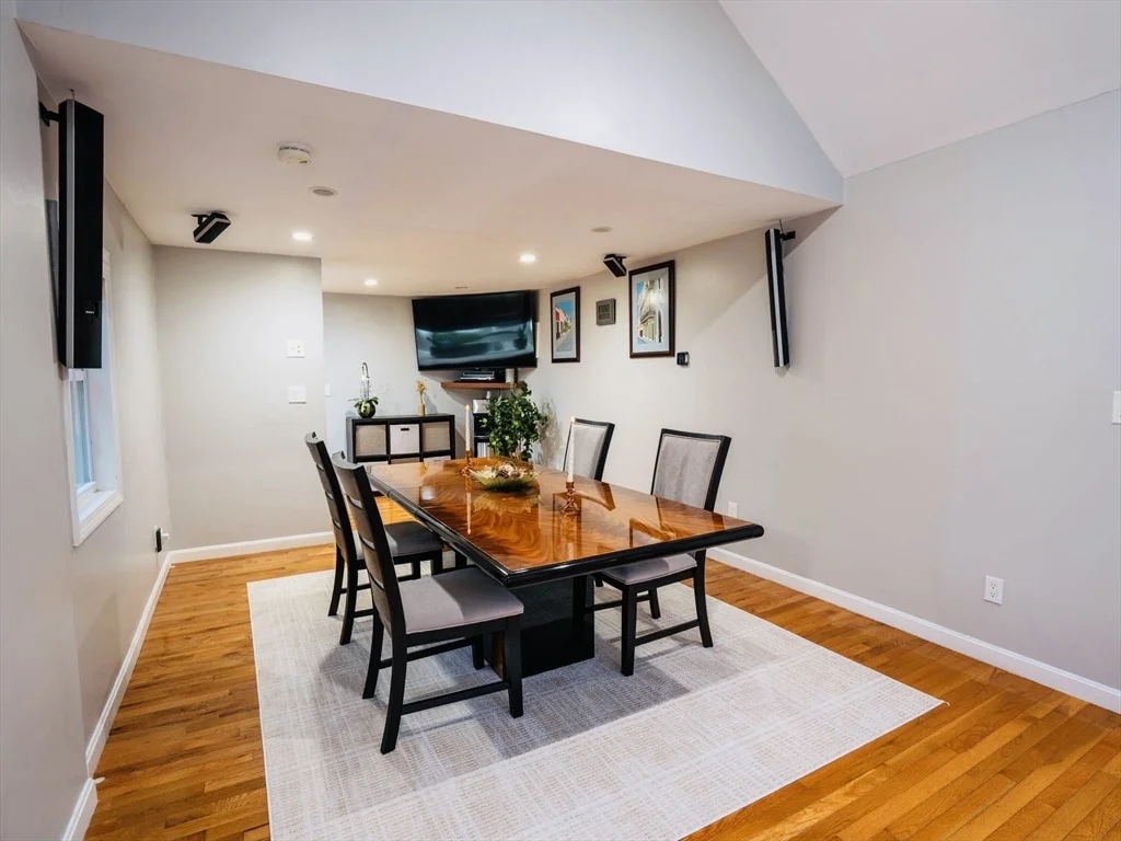 Photo of 21 Helen Dr