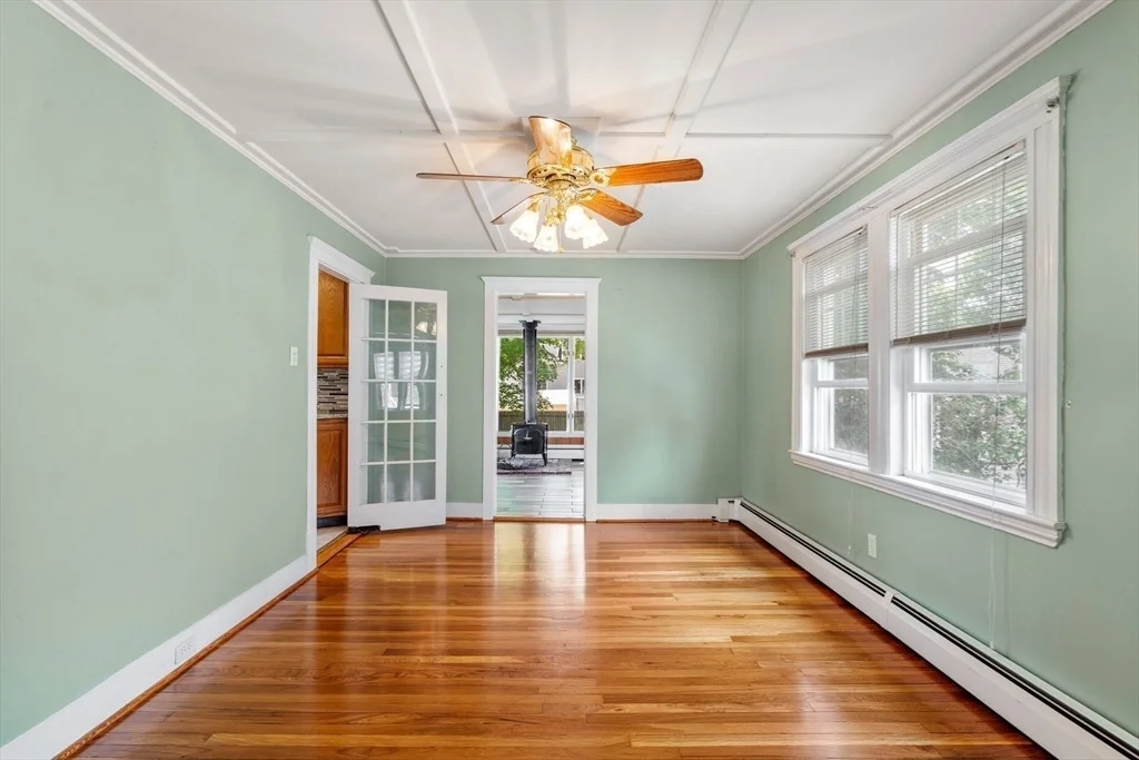 Photo of 7 Coolidge Rd