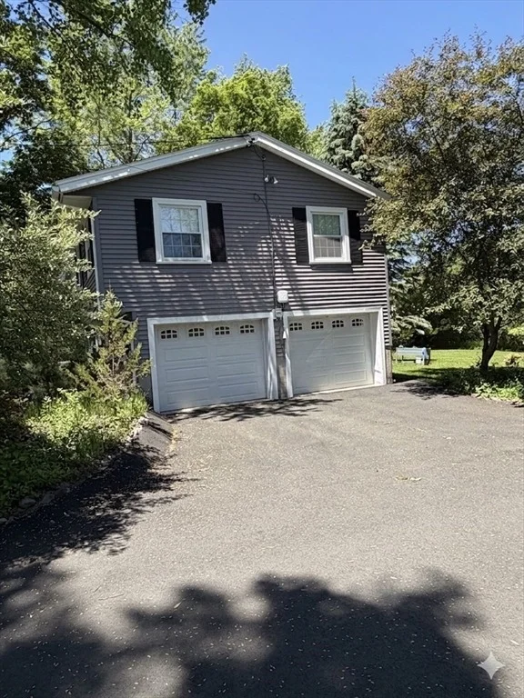 Photo of 19 Glen Dr
