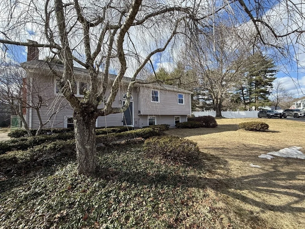 Photo of 105 Duncan Rd