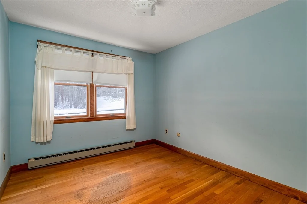 Photo of 10 Jonathan Dr