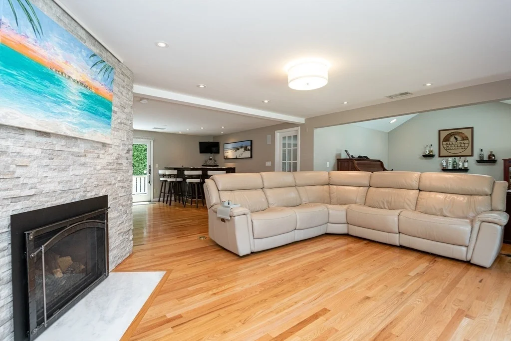 Photo of 7 Wildwood Rd