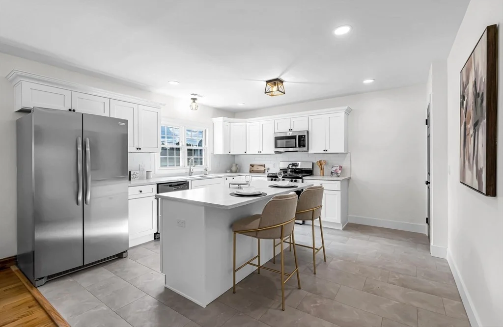 Photo of 115 Saint James Ave