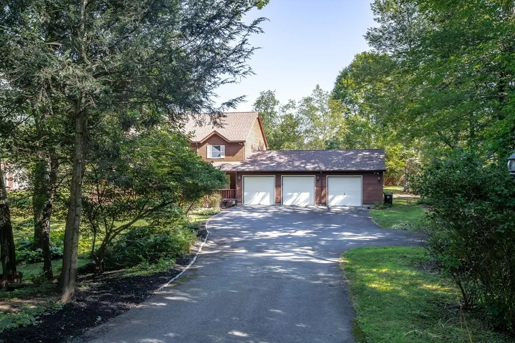Photo of 40 Skipper Lane