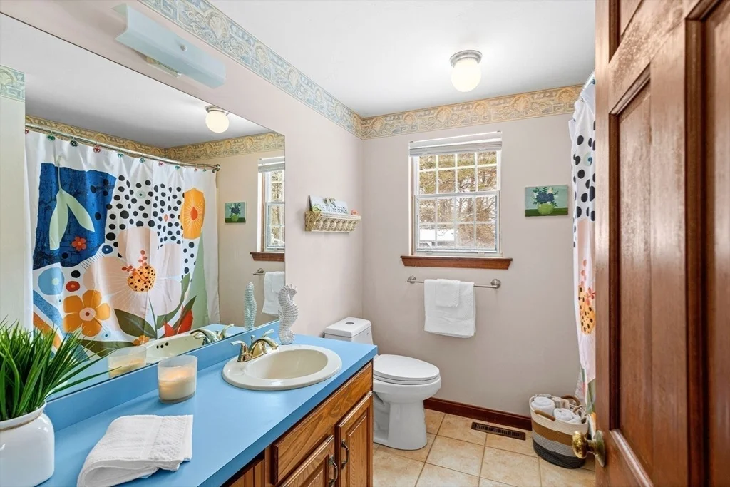 Photo of 37 Triangle Cir