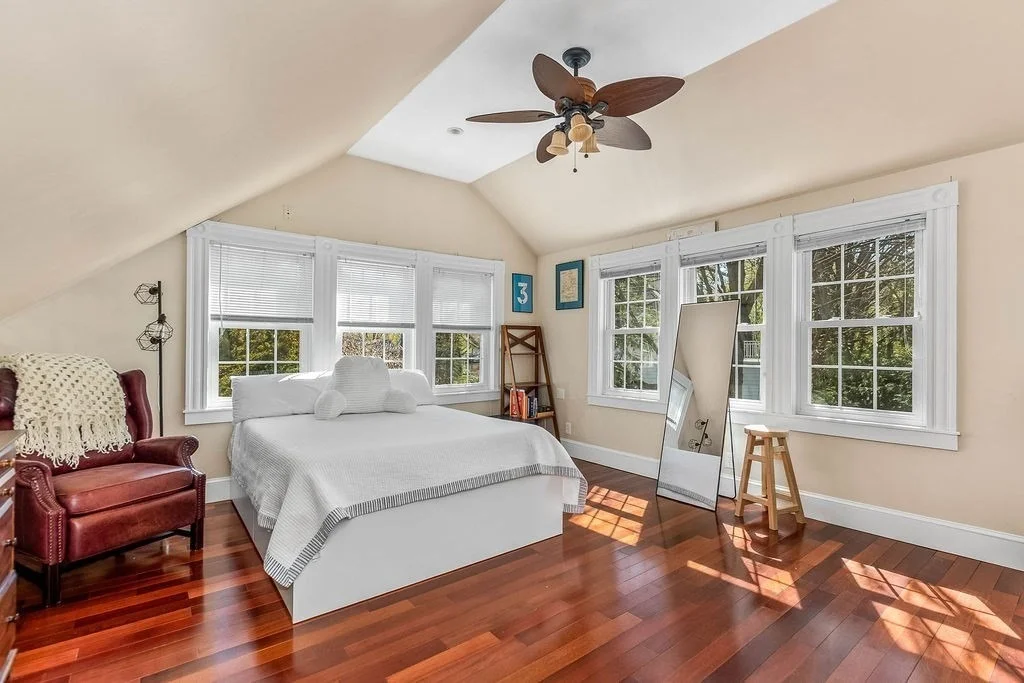 Photo of 180 Walnut St
