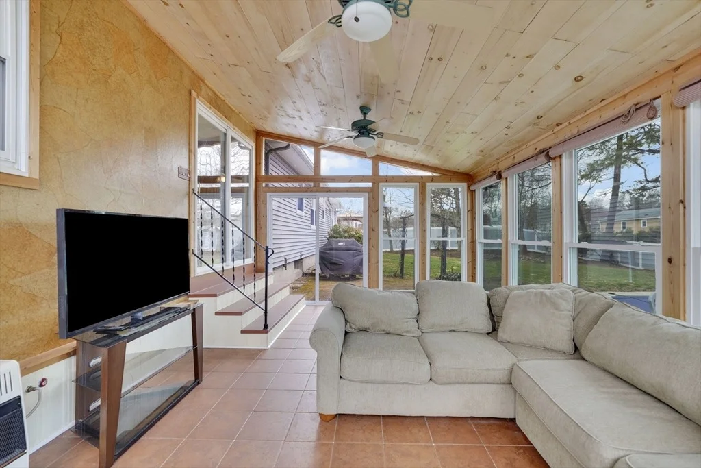 Photo of 135 Nutmeg Cir