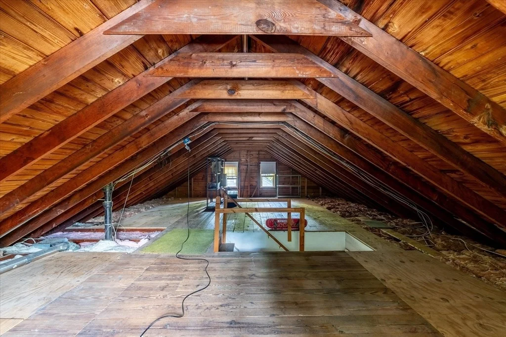 Photo of 30 Saint Elmo Rd