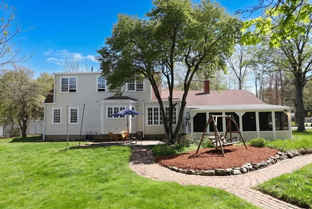 Photo of 110 Cross St