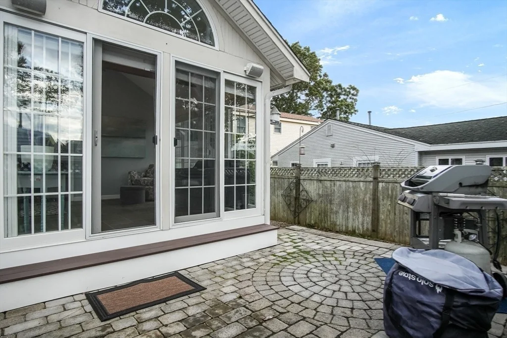 Photo of 77 Circuit Ave