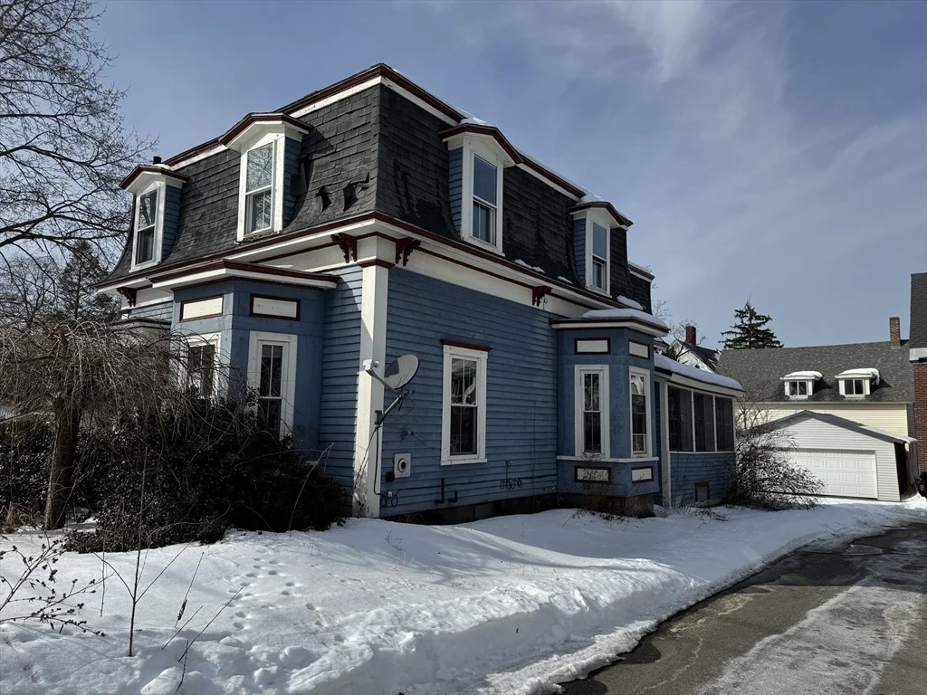 Photo of 128 Allen St