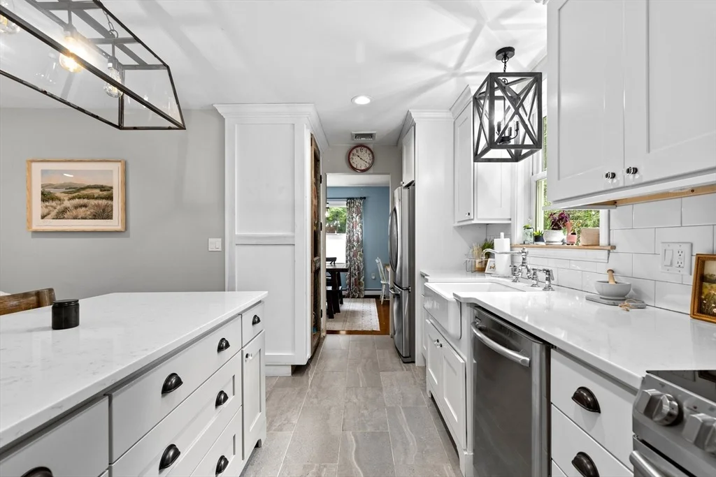 Photo of 24 Moon Compass Ln