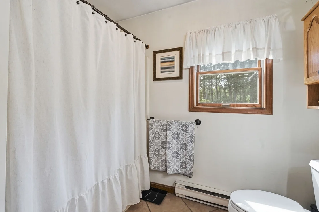 Photo of 6 Brittany Dr