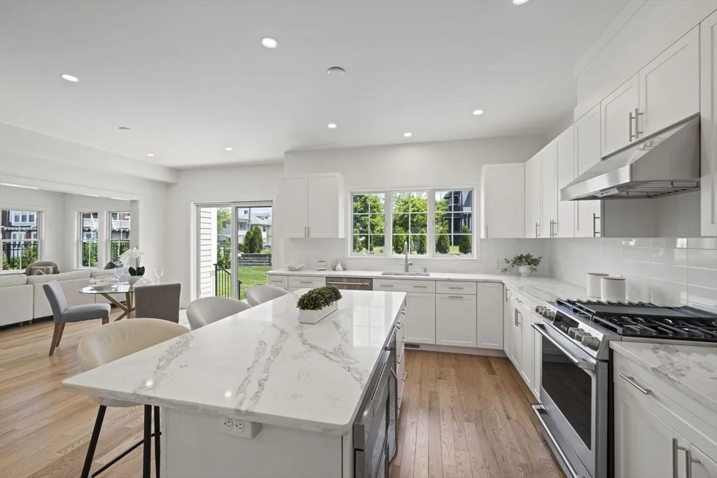 Photo of 9 Mina Way