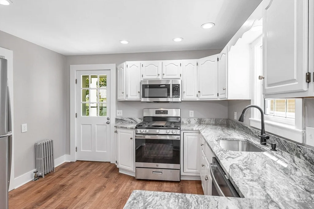 Photo of 15 Junior Avenue