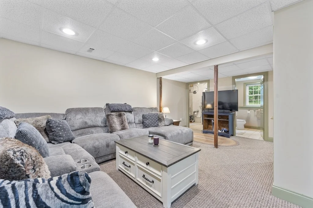 Photo of 77 Adams Ave