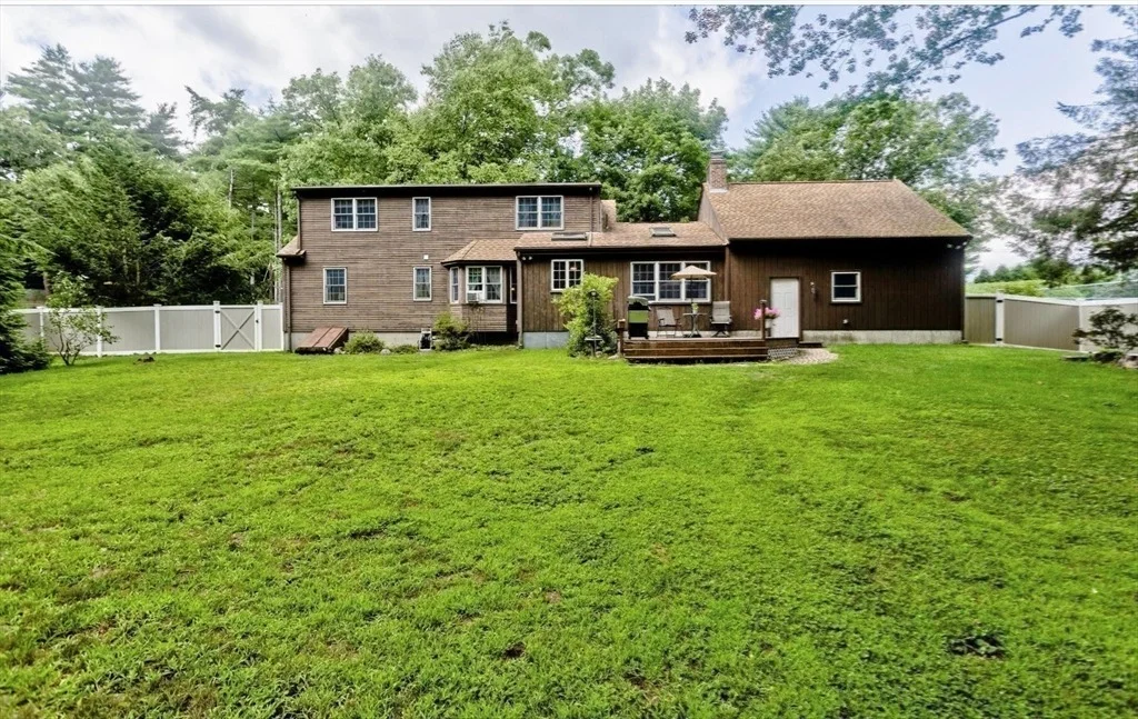 Photo of 4 Caroline Cir