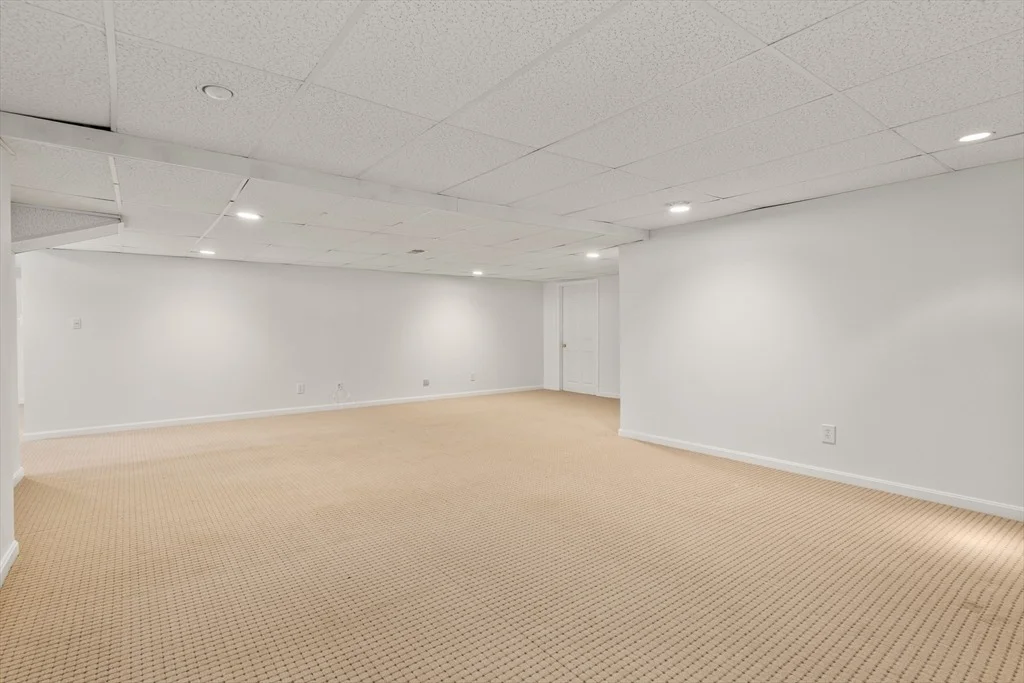 Photo of 48 Algonquian Dr