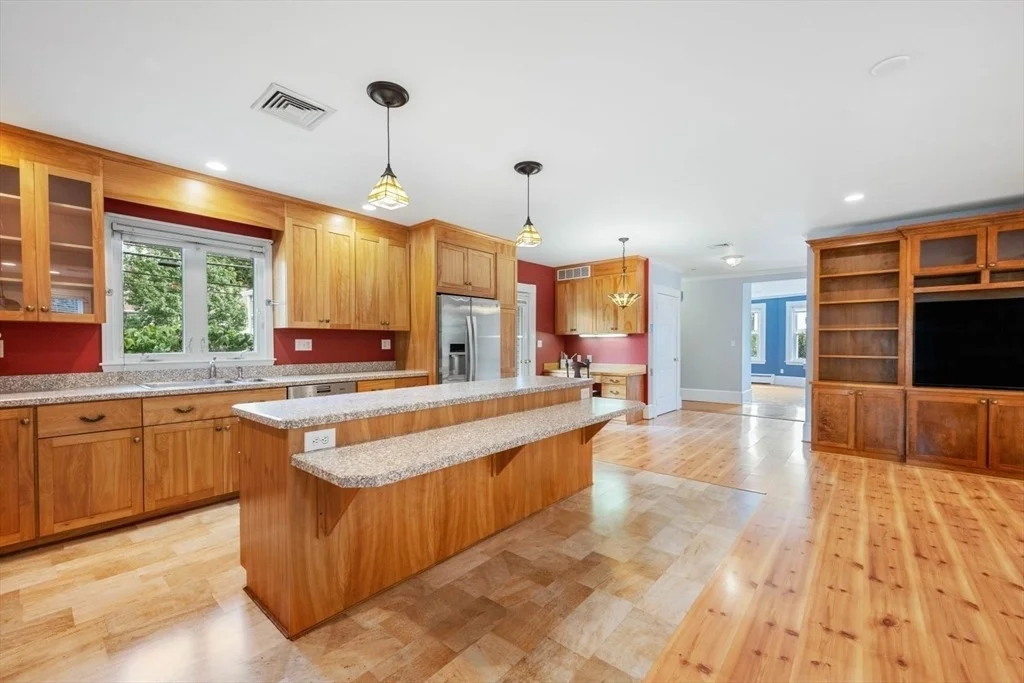 Photo of 719 Webster St
