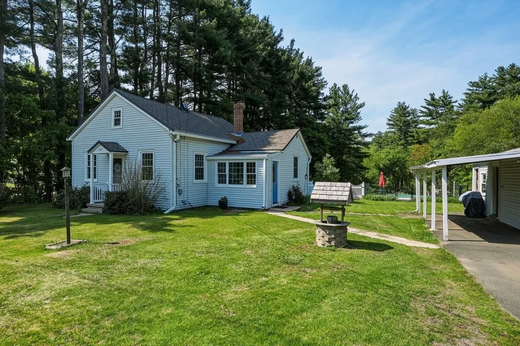 Photo of 460 State St