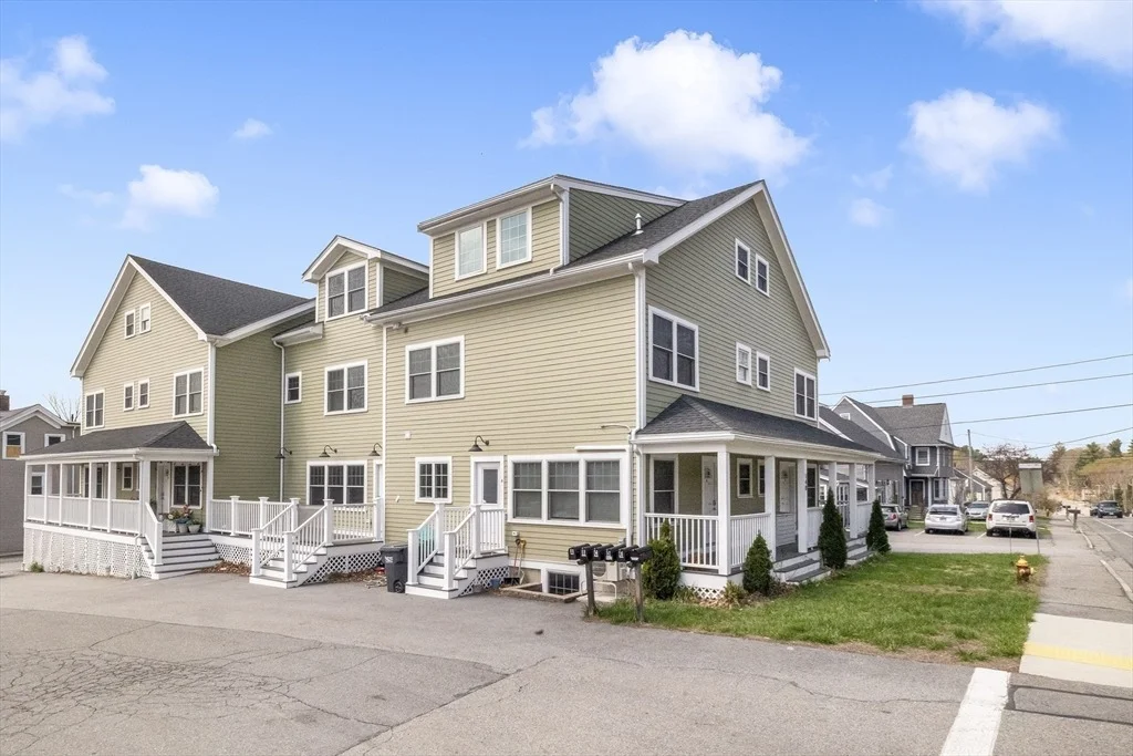 Photo of Unit A at 140 Main St