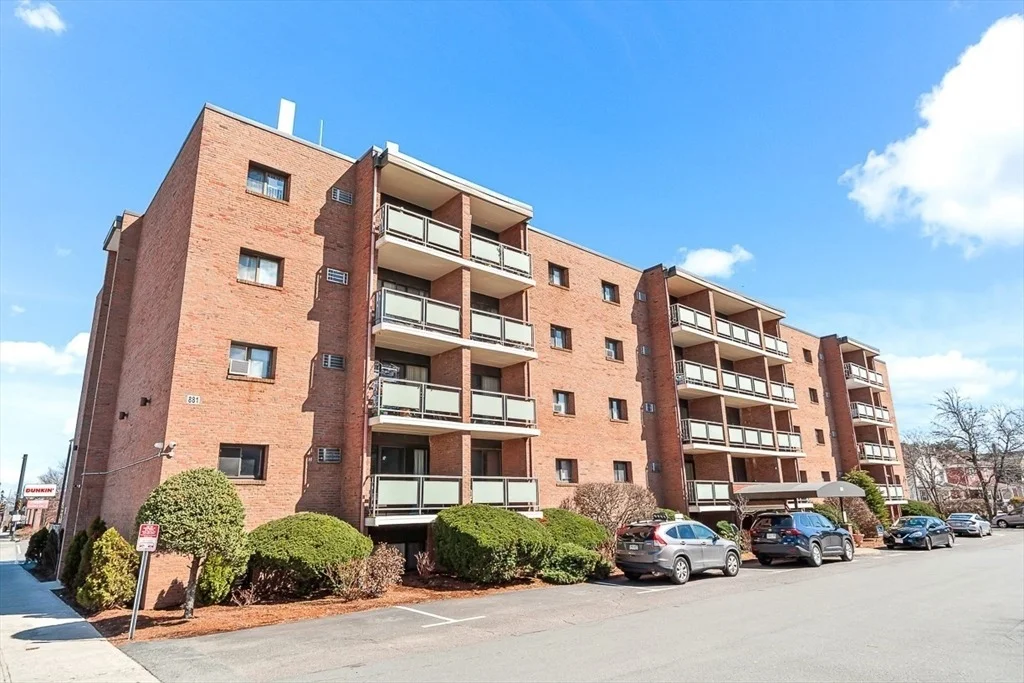 Photo of Unit 28 at 881 Broadway