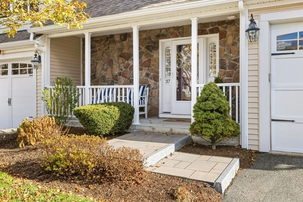 Photo of Unit 37 at 37 Peaslee Cir