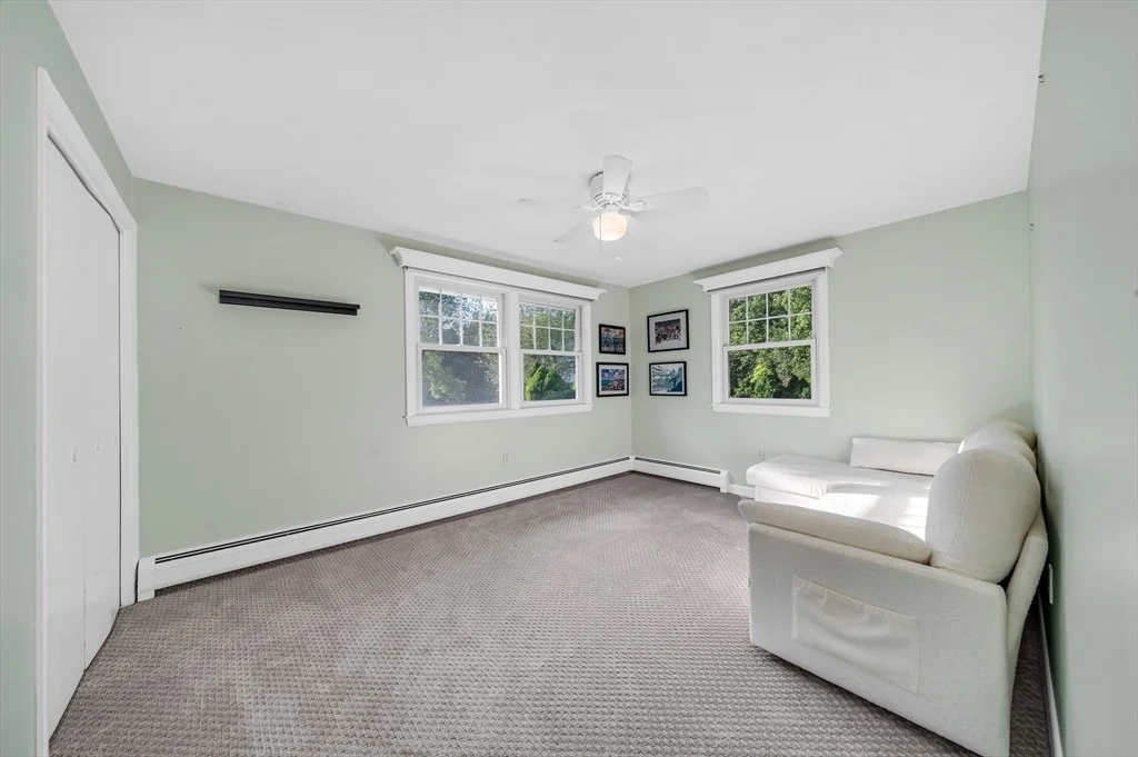 Photo of 59 Bannan Dr