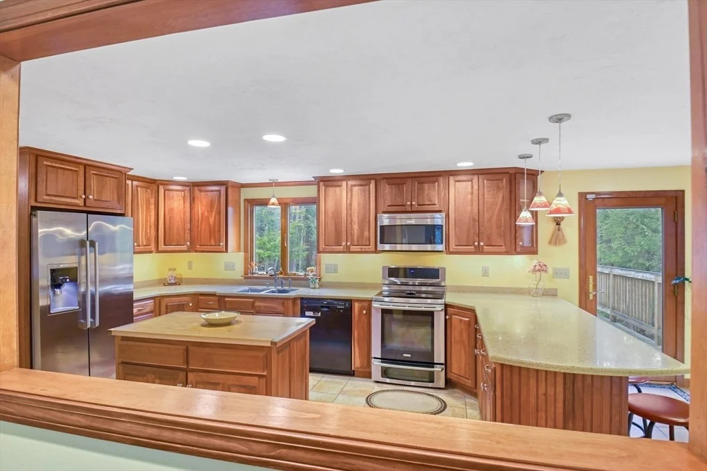 Photo of 92 Baptist Common Rd