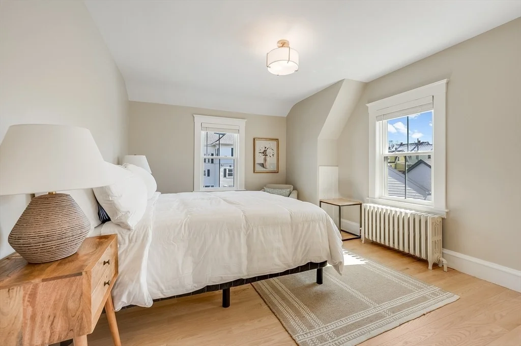 Photo of 8 Riverside Ave