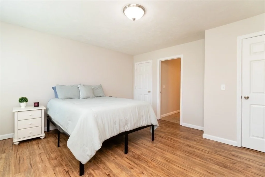 Photo of 264 Charge Pond Rd
