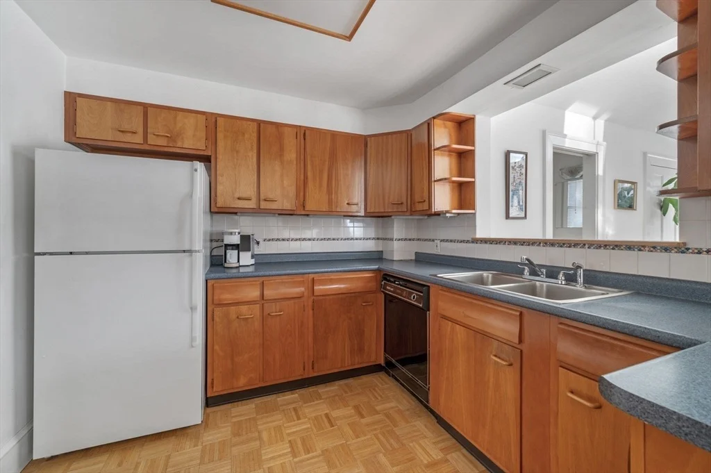 Photo of 11 Everett Paine Boulevard