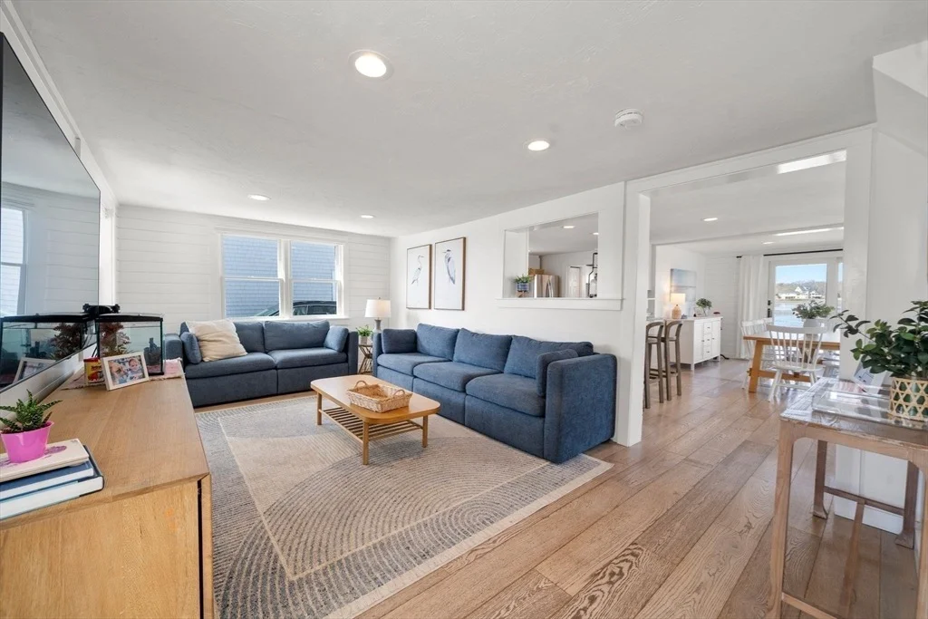 Photo of 113 Bay Avenue