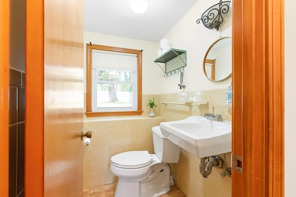 Photo of 31 Robert Rd