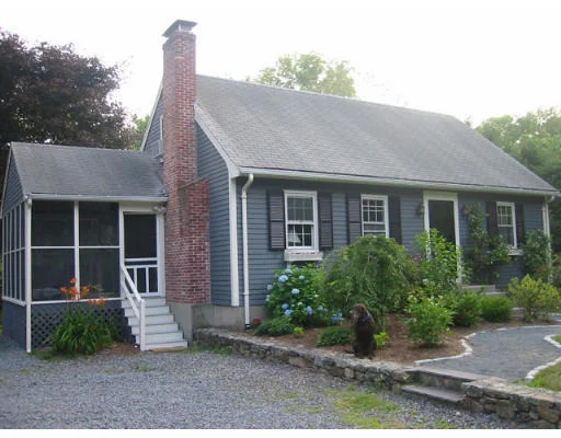 Photo of 151 Hunting Lane