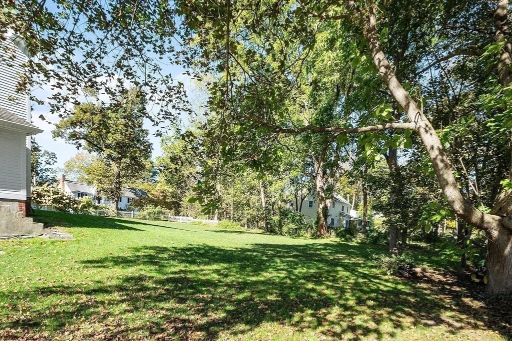 Photo of 25 Fairhaven Rd