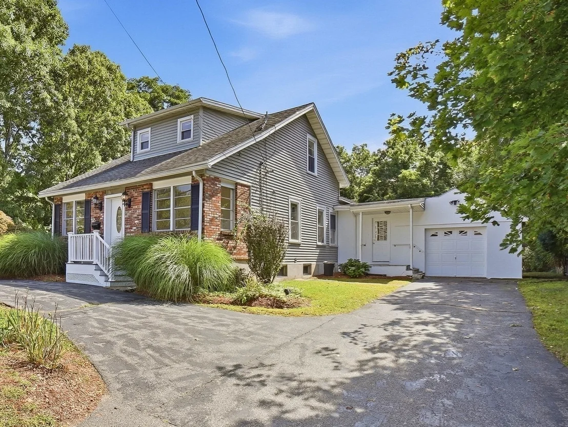 Photo of 550 Sunderland Road