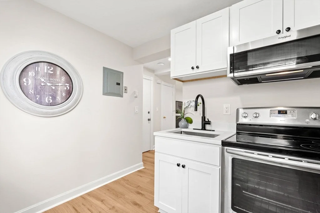 Photo of Unit B2 at 16 Appleton Park