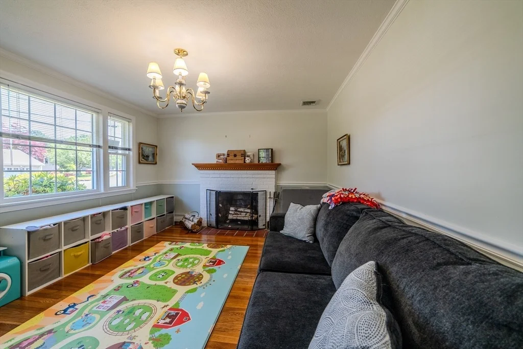 Photo of 54 Stearns Dr