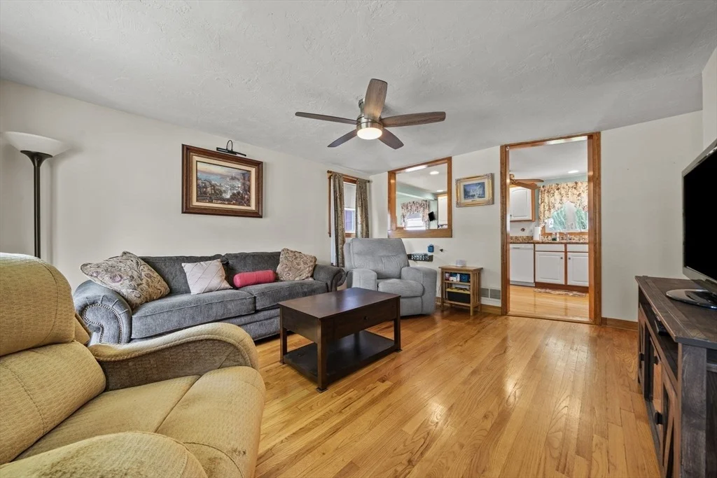 Photo of 14 Richard Cir