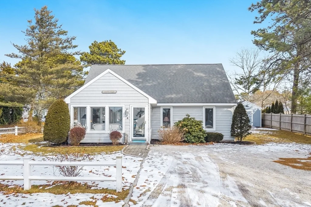 Photo of 8 Buckley Road